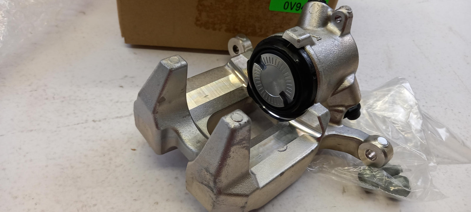Original OE BMW Bremssattel 34208836838