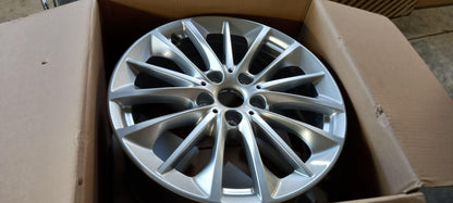 Original OE BMW Felge 36116856084