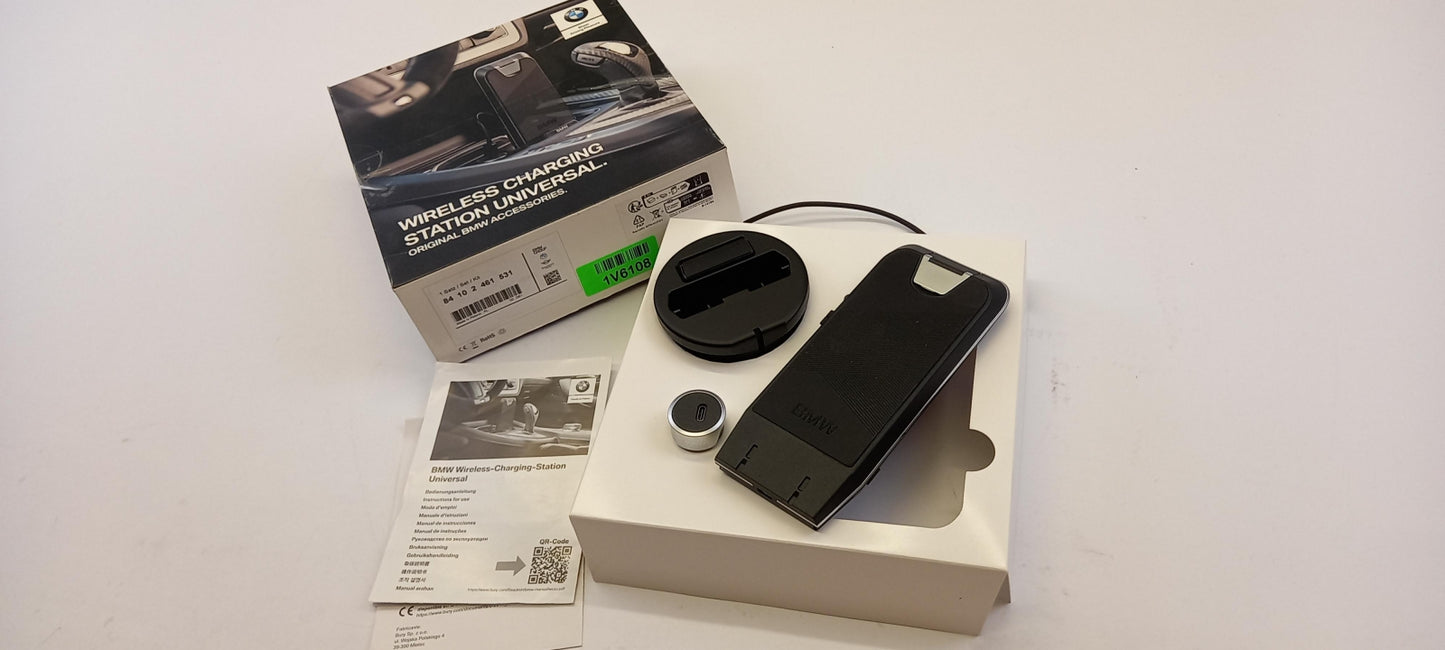Original BMW Wireless Charging Station Universal Powerbank 84102461531