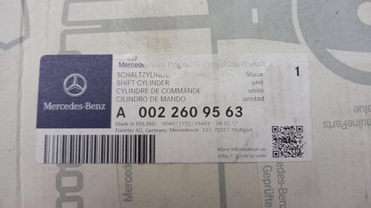 Original MERCEDES-BENZ Actros MP2 MP3 Shifting Zylinder A0022609563
