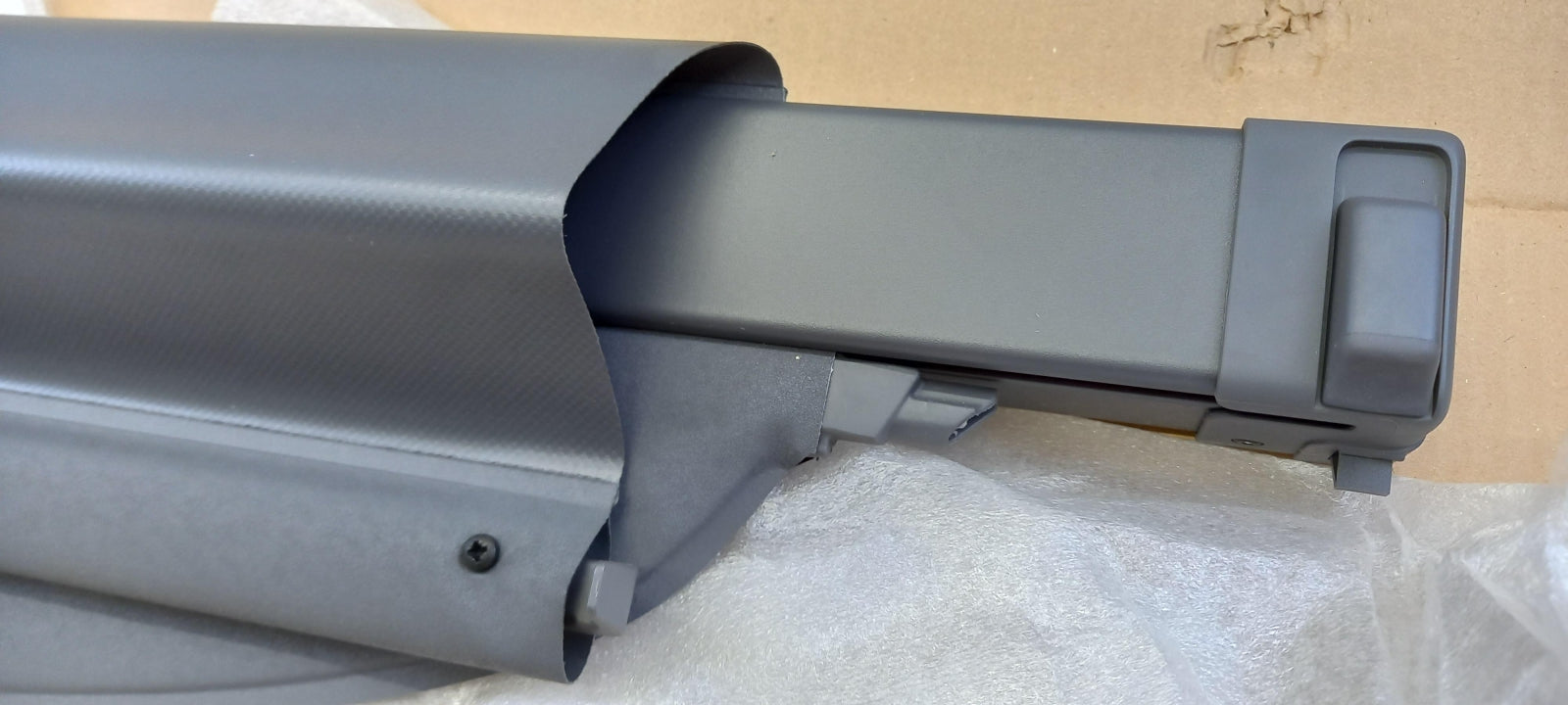 Original OE VOLVO Hutablage 39853026