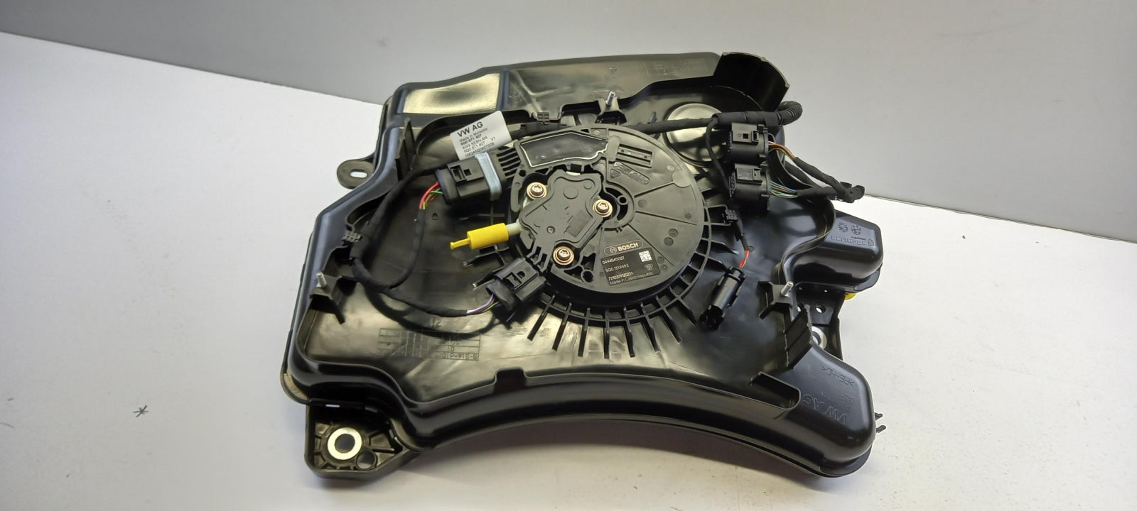 Original SEAT Leon 5FA 20- Reduktionsmitteltank plus Heizung 5Q0131877T