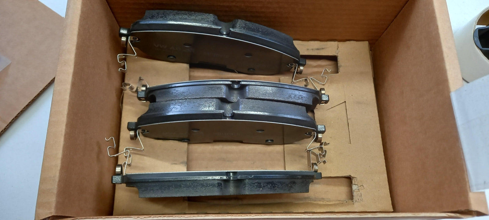 Original VW ID4 ID7 SKODA Elroq Enyaq AUDI Q4 e-tron Bremsbeläge vorn 1EA698151D