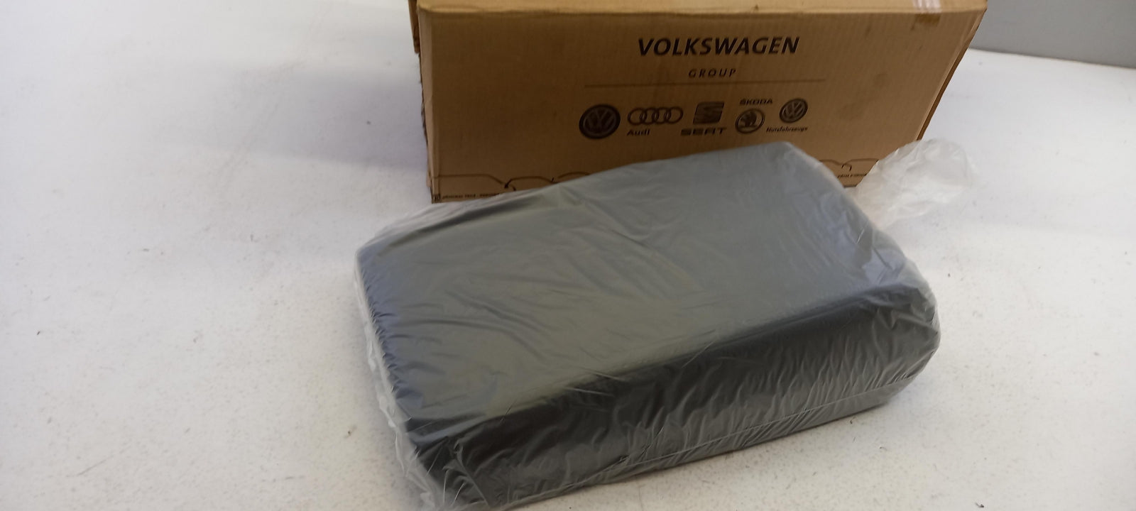 Original OE Volkswagen Armlehne 4G0864248J25D