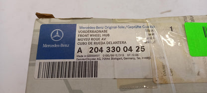 Original MERCEDES-BENZ E-Klasse C207 A207 Radnabe vorne A2043300425