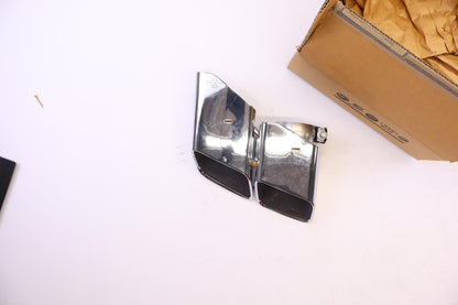 Original AUDI Q7 4M 2016- Blende für Auspuffendrohr rechts 4M0253826B