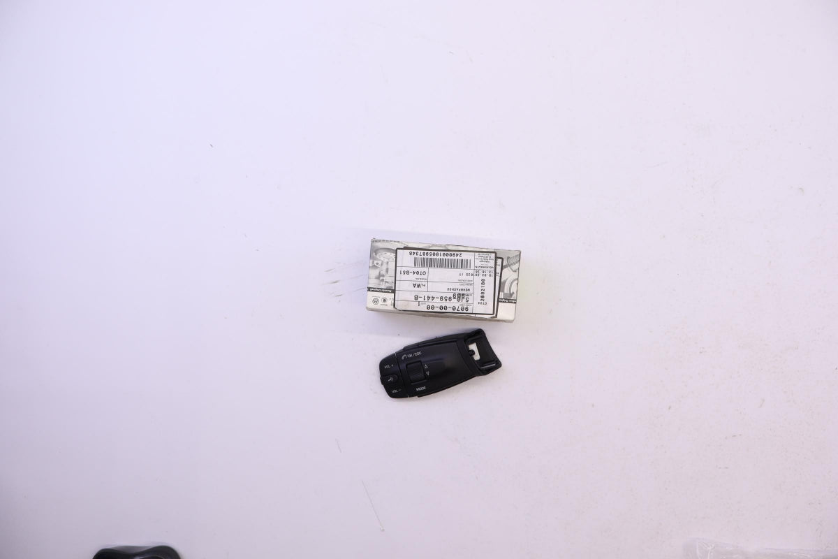 Original OE Volkswagen Lenkstockschalter 5J0959441B9B9
