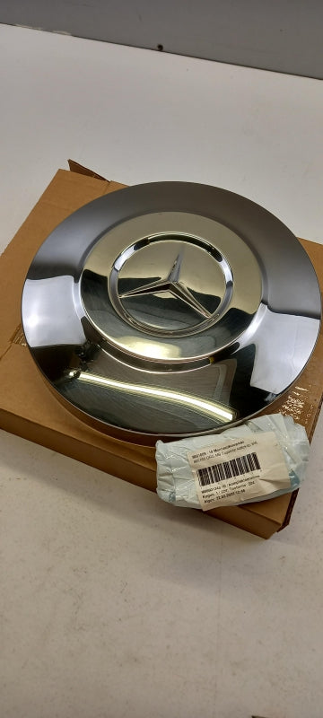Original OE MERCEDES-BENZ Nabendeckel B67520601