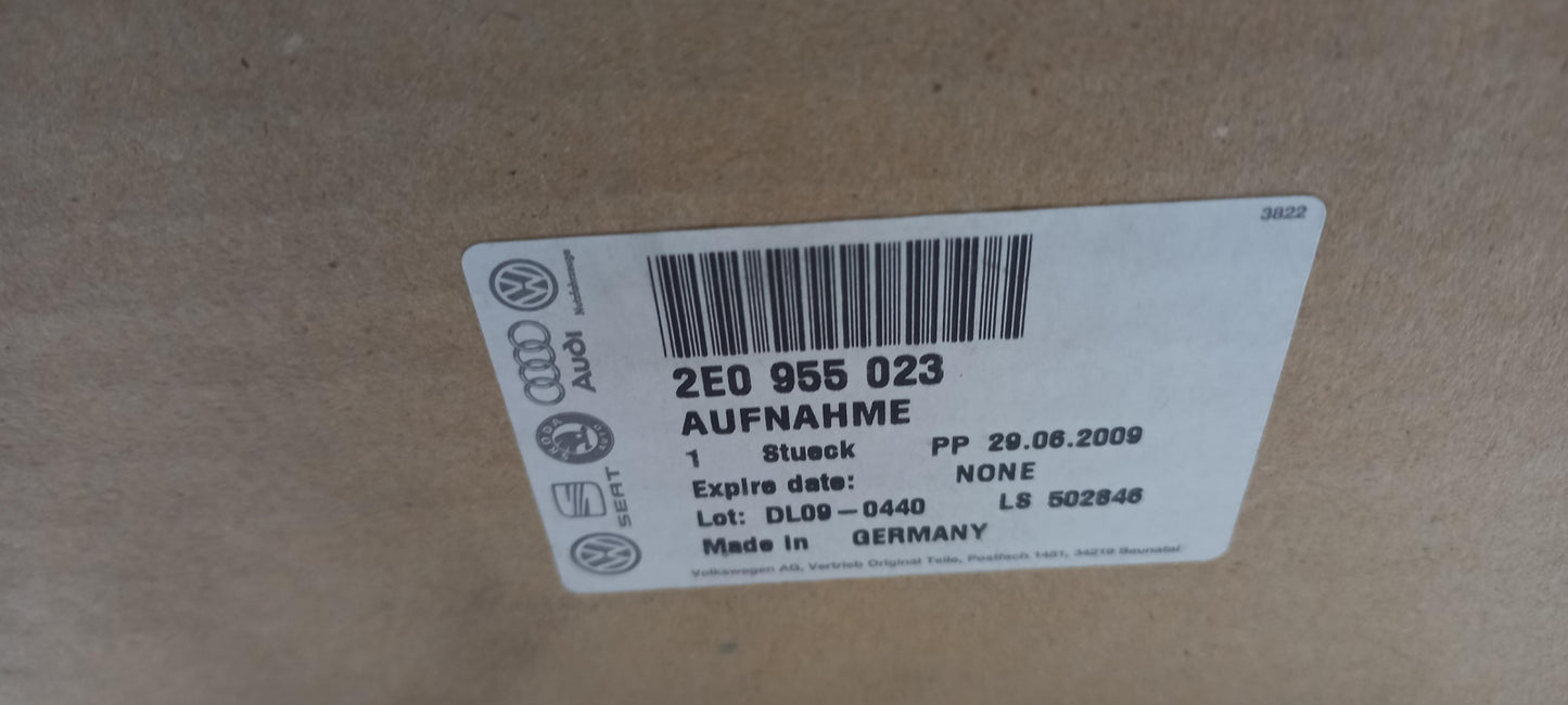 Original VW Crafter 2E 06-16 Wischermotor vorne 2E0955023