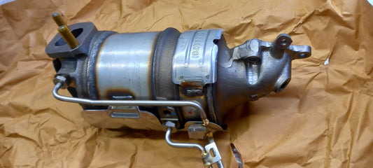 Original HYUNDAI I30 IX20 KIA Ceed Venga Katalysator 289902A620