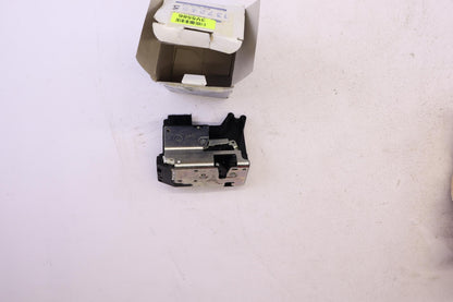 Original OE FORD Türschloss 1372463