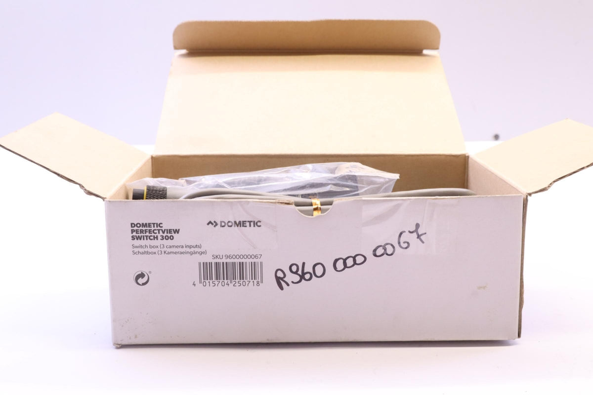 DOMETIC Perfectview Switch 300 Schaltbox (3 Kameraeingänge)) 9600000067
