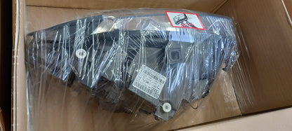 Original OE Volkswagen Scheinwerfer 8E0941003AK