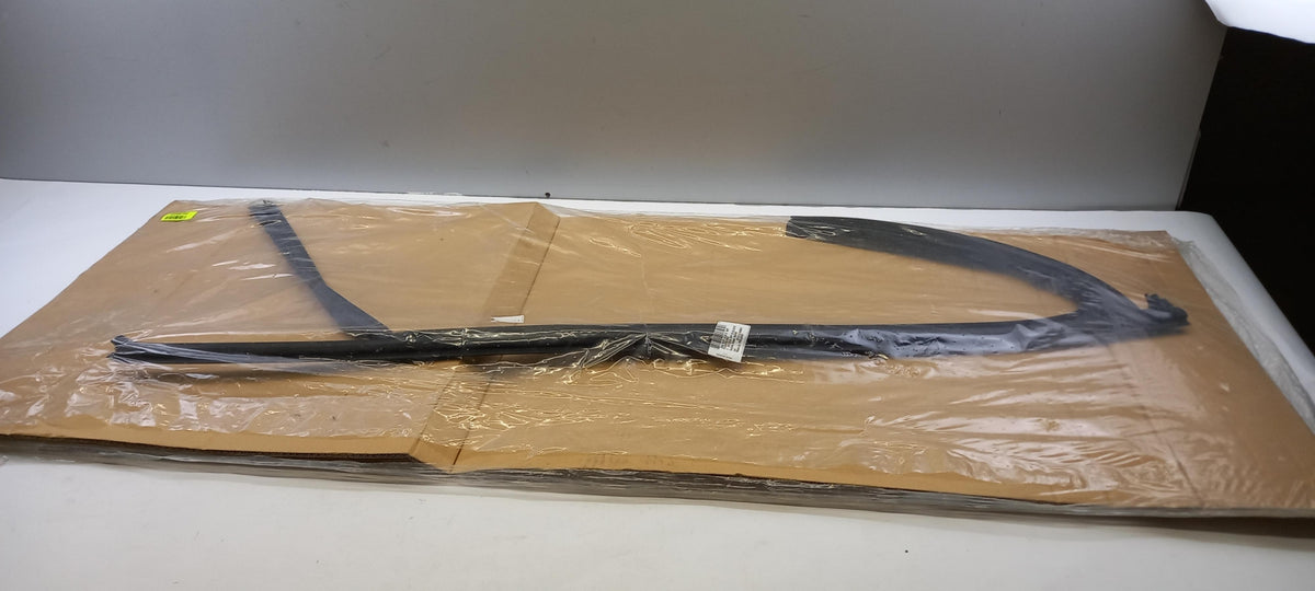 Original VW Passat B8 Fensterführung schwarz vorne rechts 3G0837432K5AP