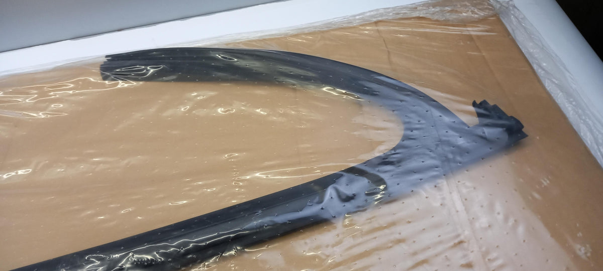 Original VW Passat B8 Fensterführung schwarz vorne rechts 3G0837432K5AP