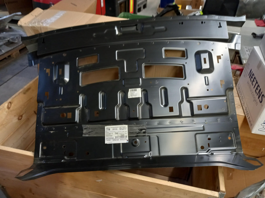 Original VW Passat B8 18-24 Rückwand 3G5813501