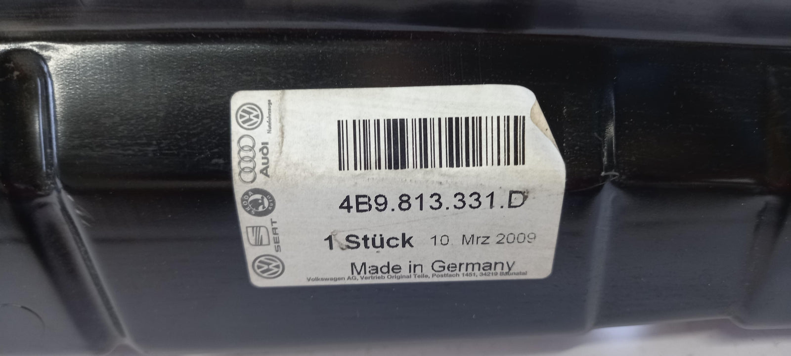 Original OE Volkswagen Heckblech Verstärkung 4B9813331D