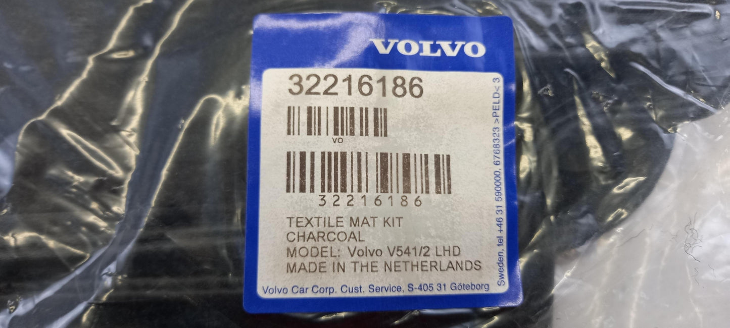 Original OE VOLVO Fußmattensatz 32216186