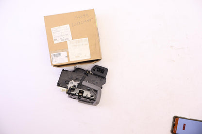 Original OE Volkswagen Türschloss 4K0839016P