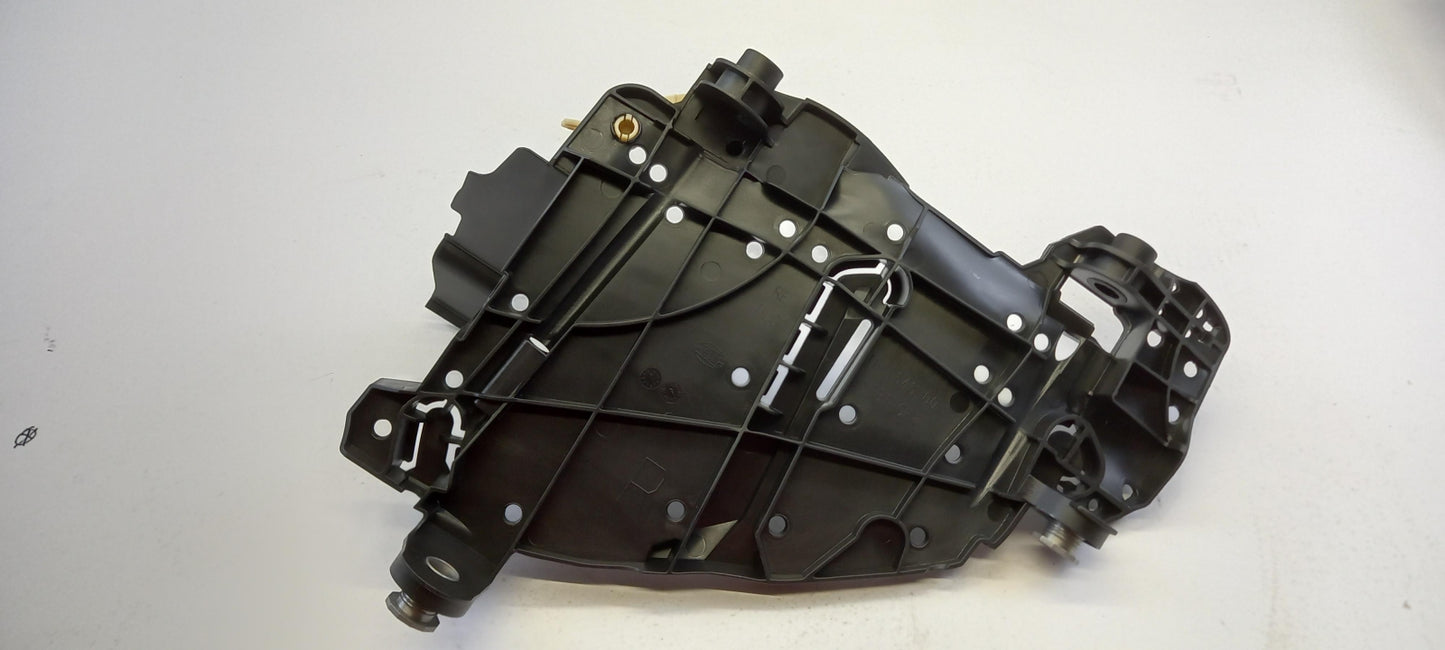 Original VOLKSWAGEN Touareg 2007 - 2010 Scheinwerferaufnahme Rechts 7L6941292