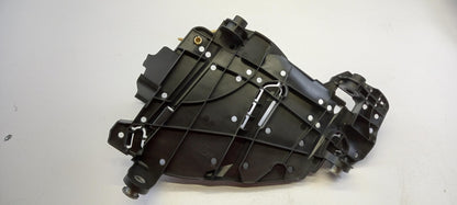 Original VOLKSWAGEN Touareg 2007 - 2010 Scheinwerferaufnahme Rechts 7L6941292