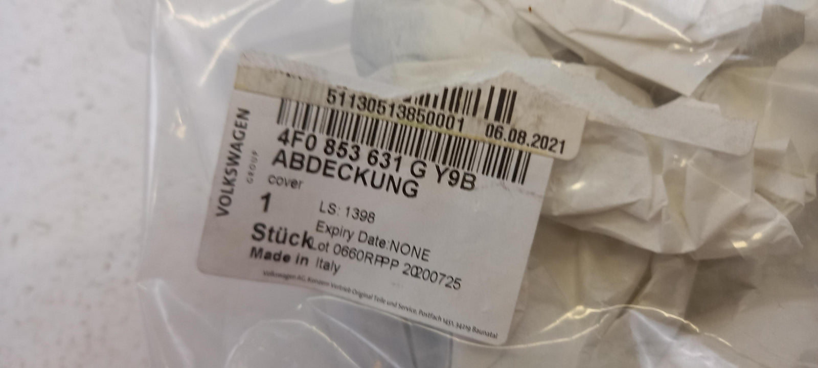 Original OE Volkswagen Kühlergrill Abdeckung 4F0853631GY9B