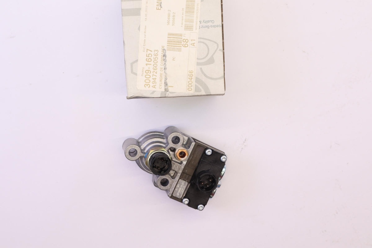 Original OE MERCEDES-BENZ Schaltzylinder Magnetventil A9472600563