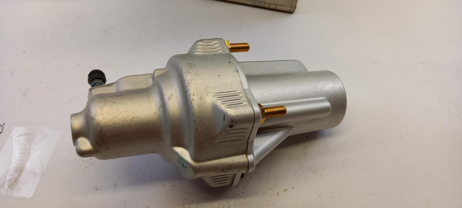 Original OE MERCEDES-BENZ Kupplungsverstärker A0002903612