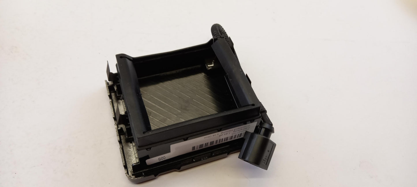 Original OE Volkswagen Kühlergrill Abdeckung 4F0853631GY9B