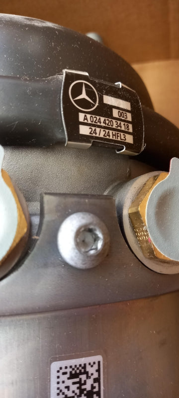 Original OE MERCEDES-BENZ Federspeicherzylinder A0244203418