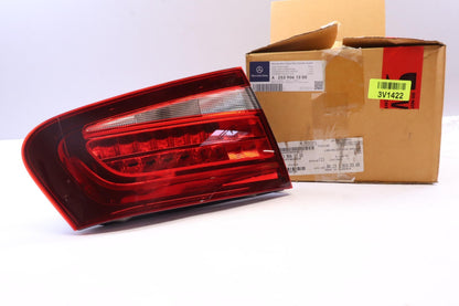 Original OE MERCEDES-BENZ Heckleuchte A2539061300