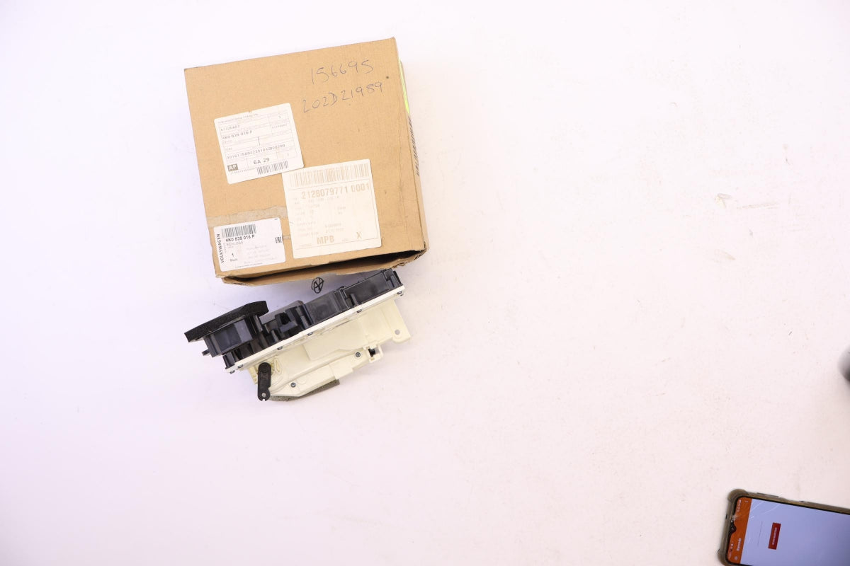 Original OE Volkswagen Türschloss 4K0839016P