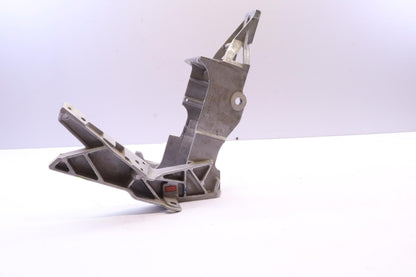 Original OE Volkswagen Halter 8E1721117D