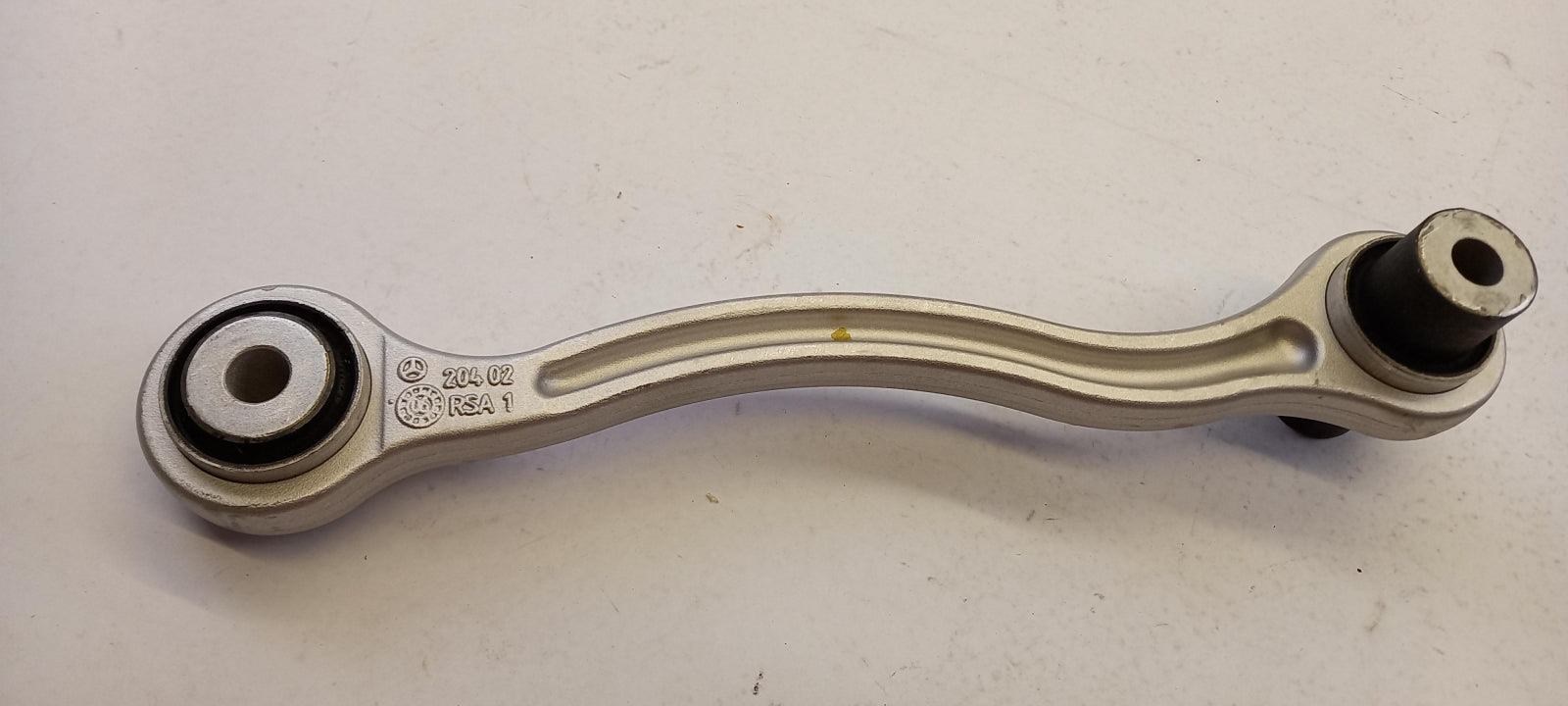 Original MERCEDES-BENZ W204 X204 W212 W205 Querlenker hinten rechts A2043500653