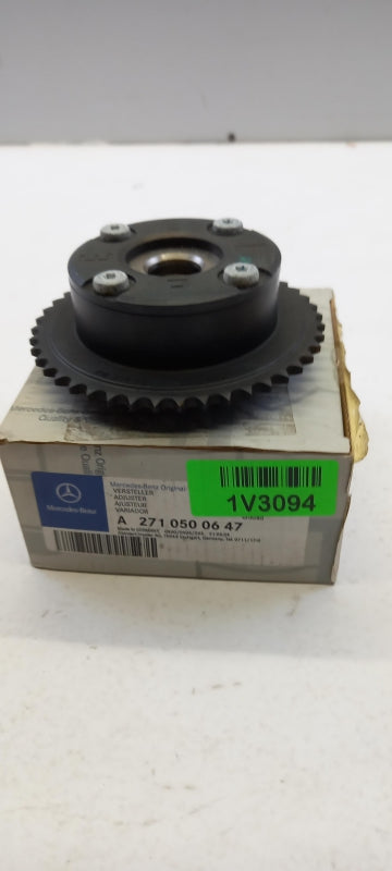 Original MERCEDES-BENZ W203 C203 C209 W211 Nockenwellenversteller A2710500647