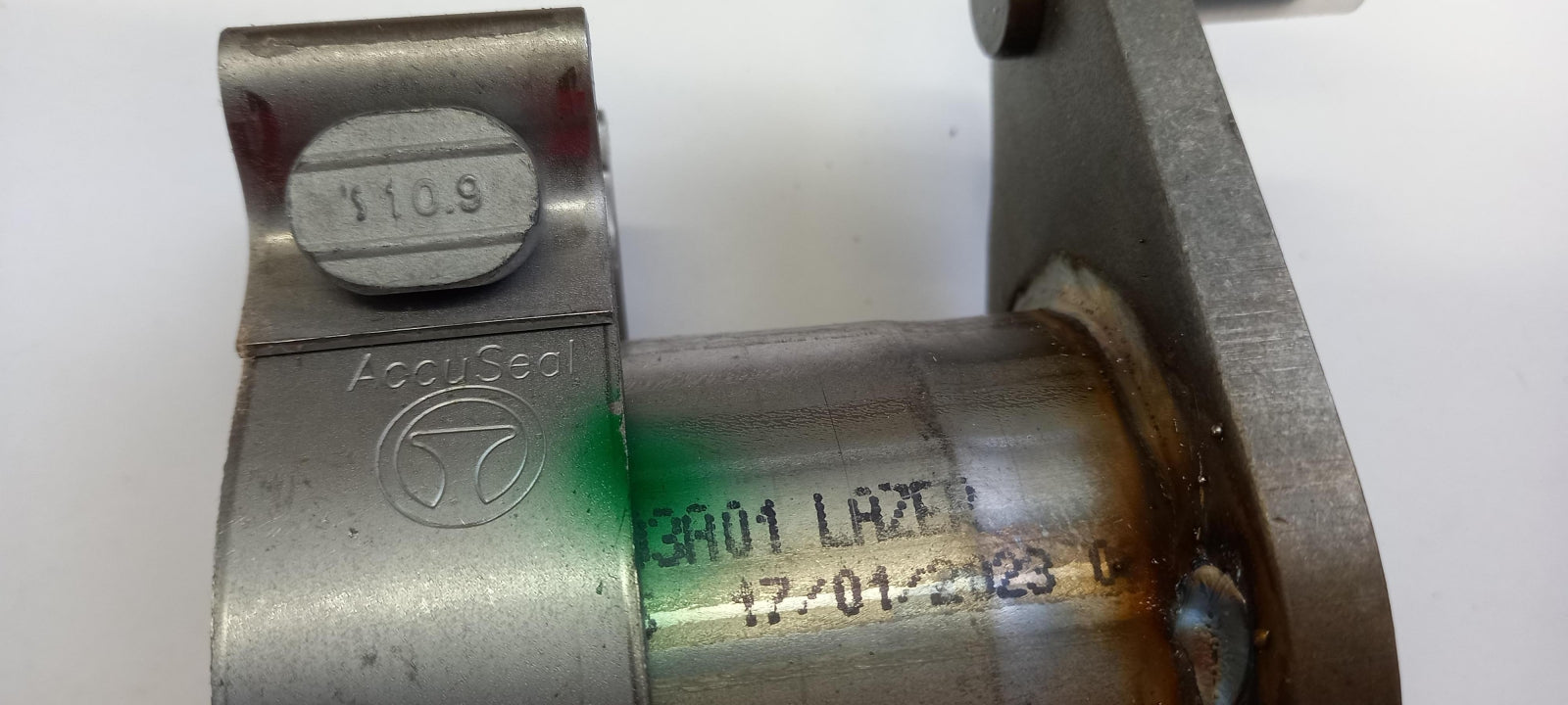 Original OE FORD Abgasrohr Flansch 2642794