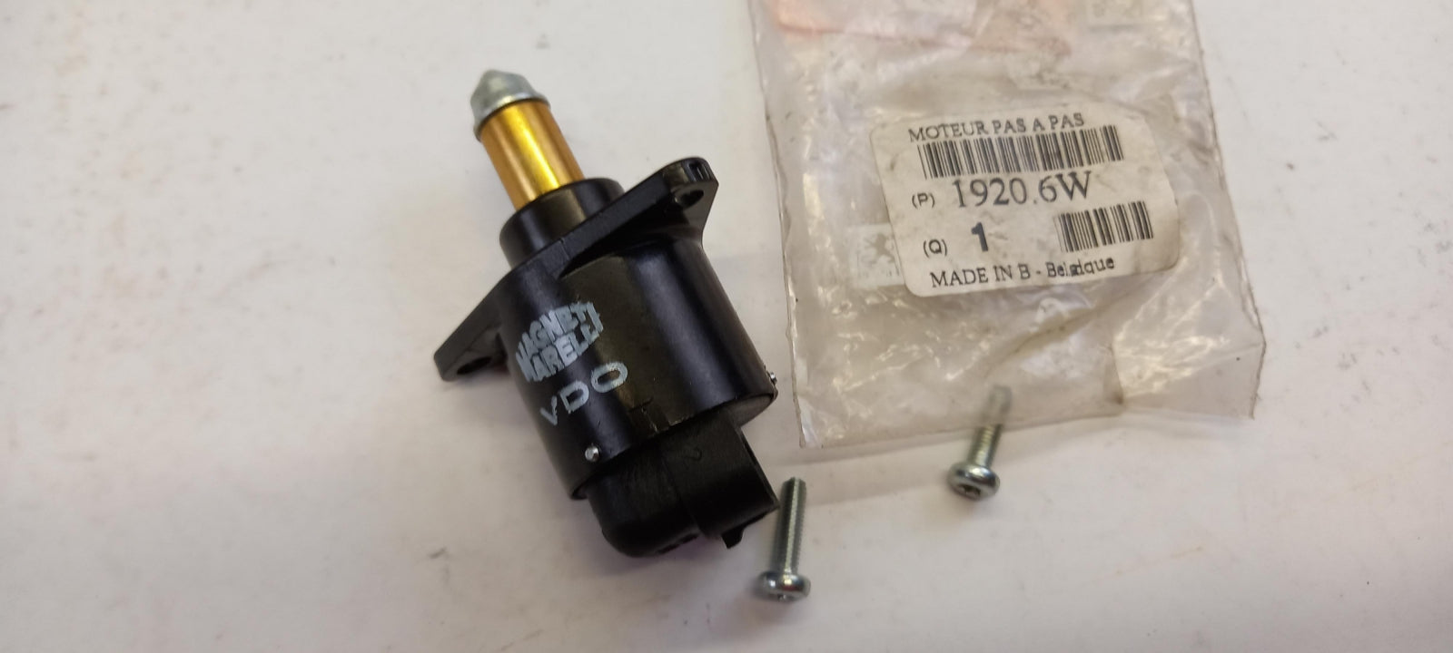 Original PEUGEOT 106 206 306 Partner CITROEN Saxo Leerlaufregelventil 19206W