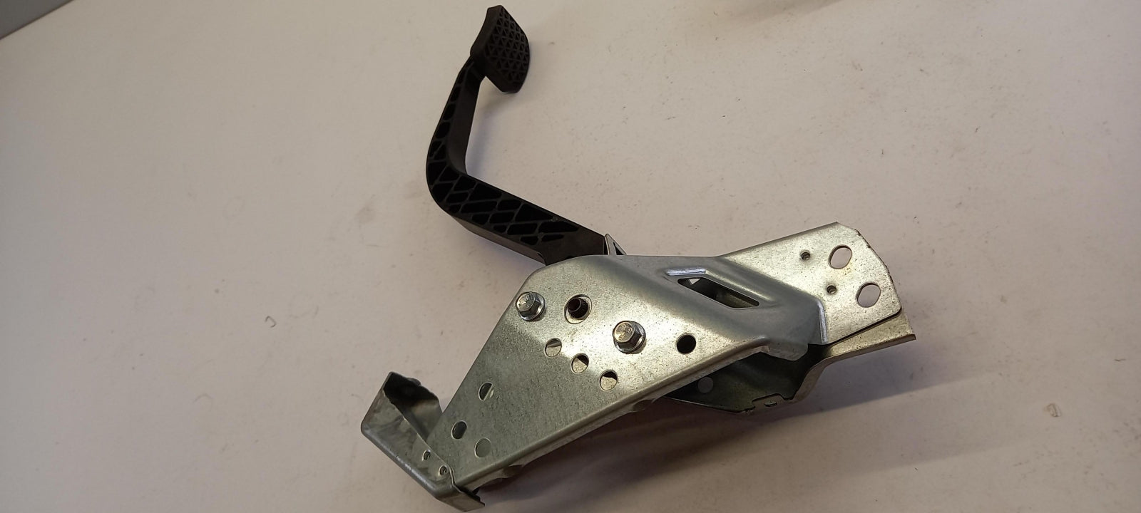 Original OE OPEL Kupplungspedal 13192503
