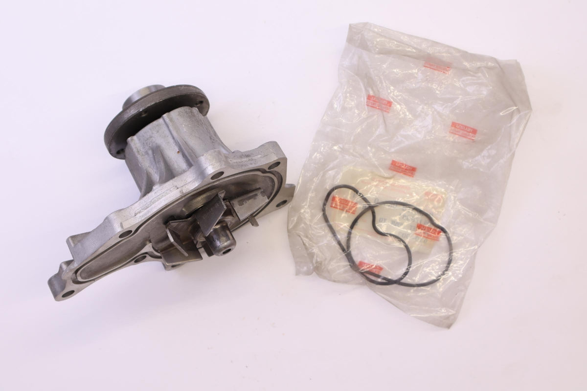 Original OPEL Campo Frontera-A Monterey Wasserpumpe 97105012