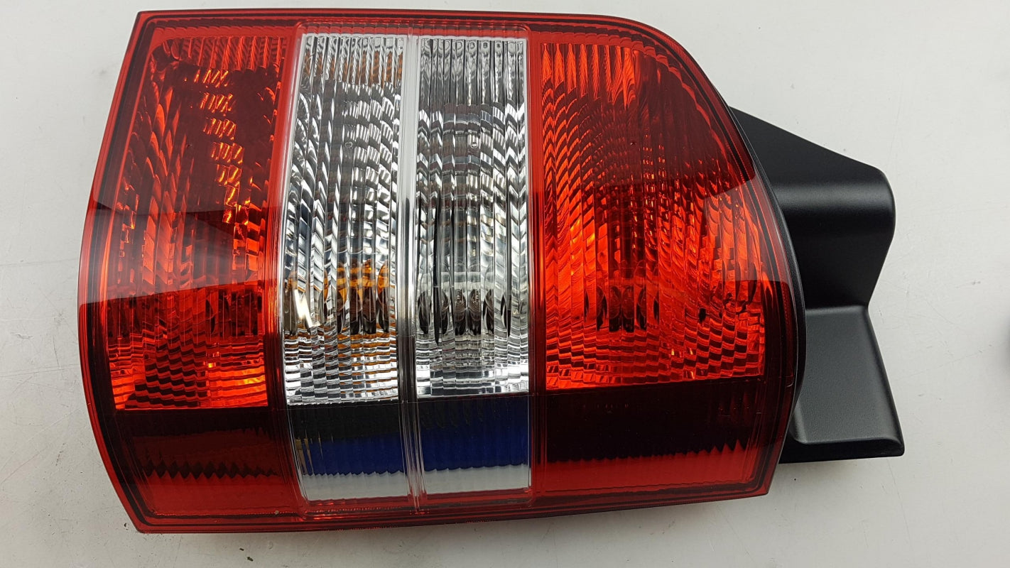 Original VW Transporter T5 Schlussleuchte Heckleuchte rechts 7H5945096M