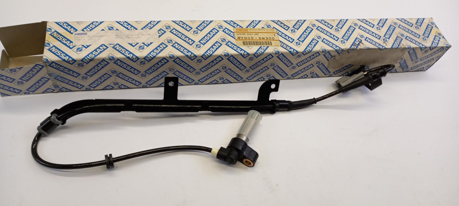 Original OE NISSAN Raddrehzahl Sensor 479005M300