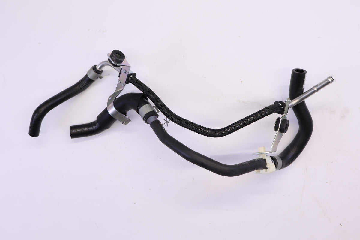 Original OE NISSAN Lenkung Hydraulikschlauch 49721AV62A