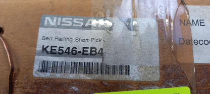 Original NISSAN Navara III 2004> Trittbrett KE546EB400