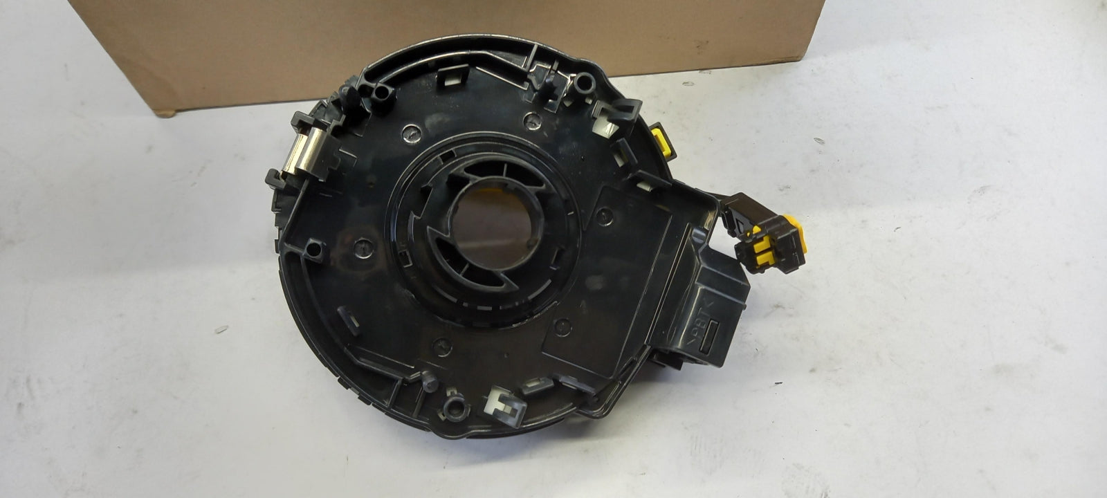 Original OE NISSAN Schleifring 255674A00A