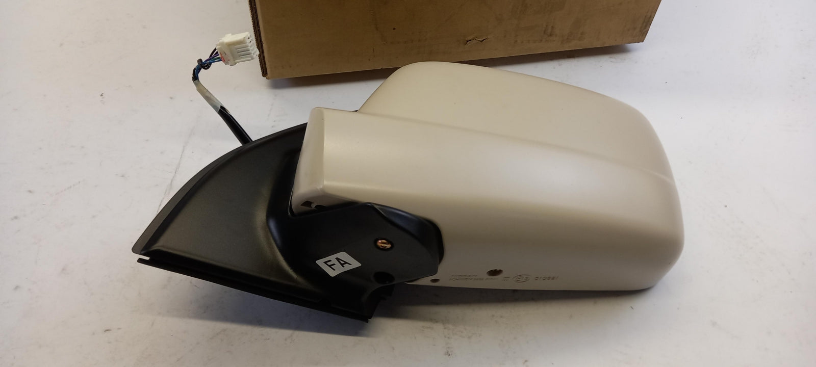 Original OE NISSAN Außenspiegel K63029H112