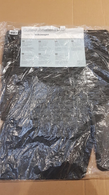 Original OE Volkswagen Fußmattensatz 5QB061550041