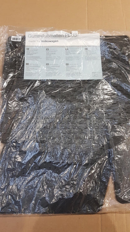 Original OE Volkswagen Fußmattensatz 5QB061550041