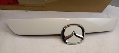 Original OE MAZDA Heckklappe Zierleiste KD5350810A85