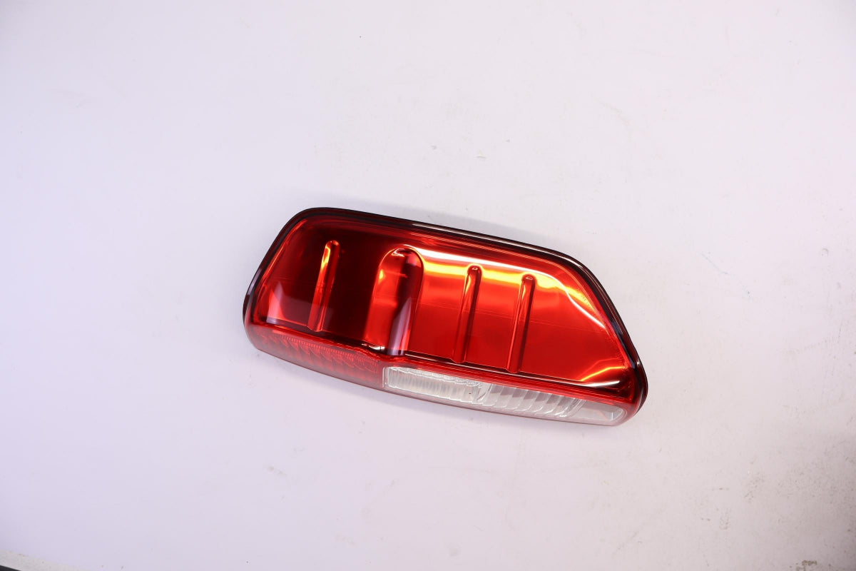 Original NISSAN Navara D40 2005-2010 Rückleuchte Heckleuchte Links 26550EB383