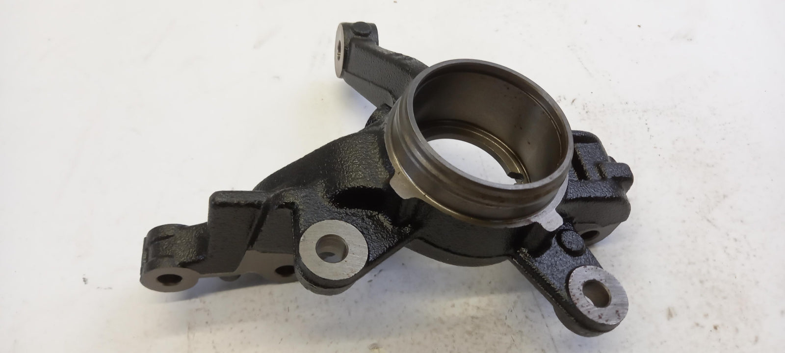 Original OE MAZDA Achsschenkel D65133031A